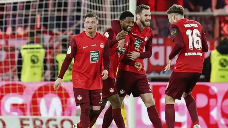 Almanya Kupası’nda Saarbrücken’i eleyen Kaiserslautern finale kaldı