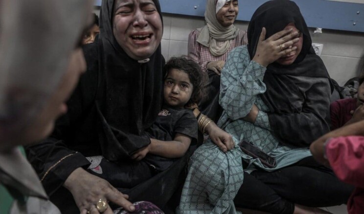 Gazze’de yerinden edilmiş Filistinlilere hastaneleri boşaltma çağrısı